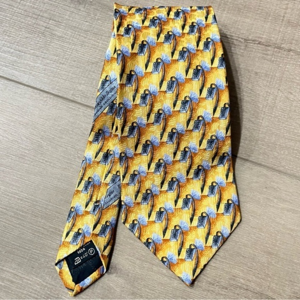 Ermenegildo Zegna Men's Silk Neck Tie Fishing Medallion 56.5 X 4" Made in Italy